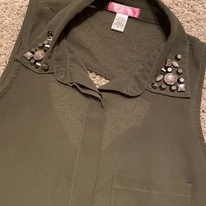 Studded collared button-up tank